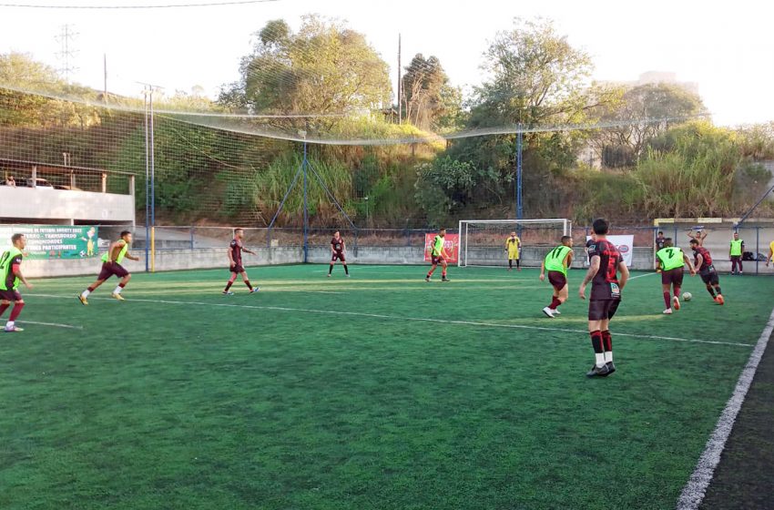  Ki Sobrou e Firula vencem jogos de abertura da 3ª fase da Copa SIEMACO-SP Ecourbis de futebol society 2022