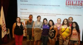 Ao invés de oposição, a confiança no sindicato
