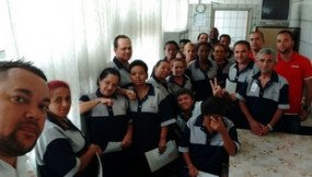  Policiais civis se solidarizam com trabalhadores da limpeza e abrem as portas para o sindicato