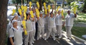 Trabalhadores da Empresa Mosca participam de ato pelo Dia Internacional de Justiça durante greve