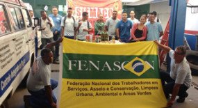 Trabalhadores do segmento de controle de pragas celebram conquistas em café da manhã com o sindicato