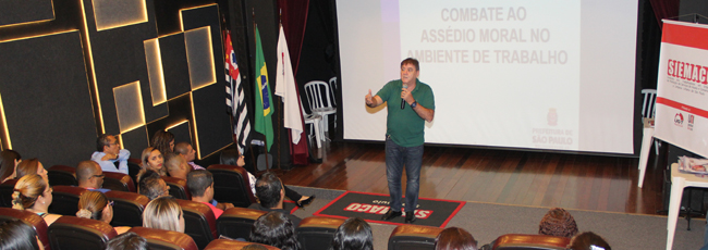 Pioneirismo do Siemaco promove debate sobre Assédio Moral no Ambiente de Trabalho em pleno sindicato