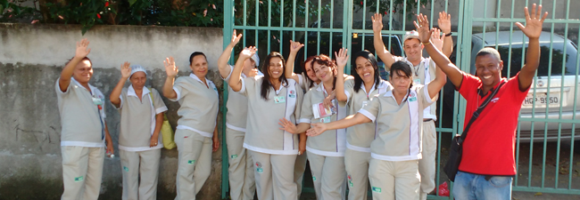 Sem receber salários, equipes de limpeza da Mopp/Mosca entram em greve novamente