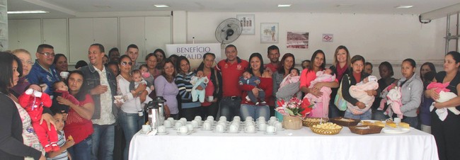  Siemaco entrega Benefício Natalidade a 73 mulheres