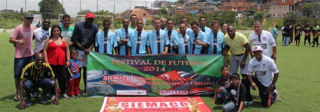 Trabalhadores da Soma participam de festival de futebol, organizado pelo Siemaco