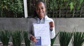 A esperança de mãe de família que dormiu na rua por um emprego