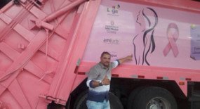 Caminhões rosa da Loga alertam para a luta contra o câncer de mama