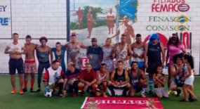 Coletores da Loga despedem-se de 2017 com Futebol de Saia