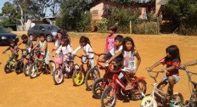  Crianças indígenas ganham bicicleta com a ajuda do sindicato-cidadão