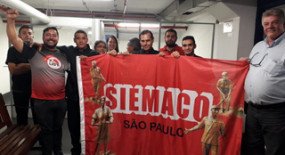 Eleição da CIPA e direitos da categoria foram os temas da visita do Siemaco SP aos trabalhadores dos shopping Boulevard e Metrô Tatuapé
