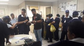 Eleições da Cipa movimentaram a equipe da limpeza do Hospital Oswaldo Cruz