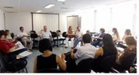 Espaço da Cidadania coordena a elaboração de uma cartilha voltada para as boas práticas de convivência com PcD