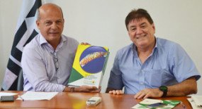 Nova diretoria da Fenascon é empossada
