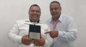 O reconhecimento dos colegas e empresa é a recompensa pelo trabalho bem feito