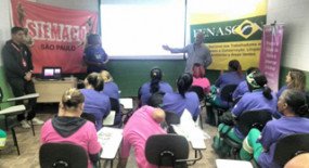 Palestra sobre câncer de mama movimenta equipes da Soma (Garagem Aricanduva)