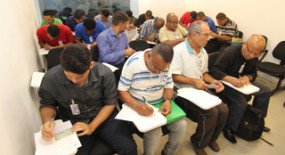 Postura e capacitação fazem o candidato à vaga conquistar o emprego na portaria