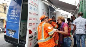  SIEMACO-SP faz exames de saúde e presta assistência jurídica a trabalhadores na garagem da Locat, no Jabaquara