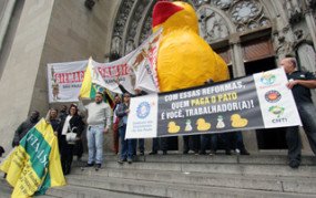 Siemaco em caminhada contra as reformas Trabalhista e Previdenciária