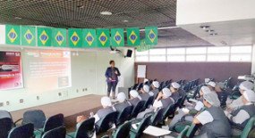 Treinando a equipe de limpeza hospitalar prevenção das DST/Aids