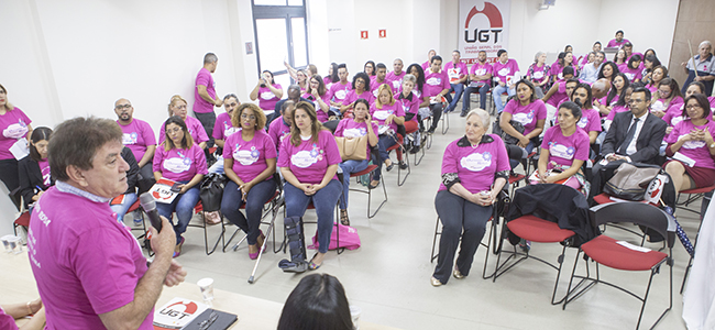  Encerramento da campanha outubro rosa une militantes dos sindicatos e terceiro setor