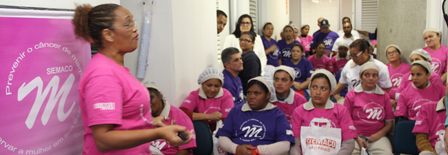  Funcionários da Limpadora Centro aprenderam com o sindicato sobre câncer de mama