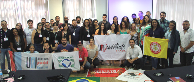 Jovens da UNI Global conhecem projetos de filiação e apoio aos trabalhadores do Siemaco SP
