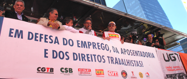 Siemaco participa do Dia do Basta, manifestação nacional contra a retirada de direitos sociais