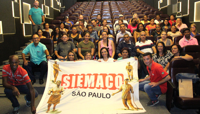  Radial integra a equipe da limpeza do Sesc Paulista no Siemaco