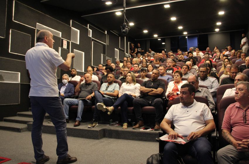  Clemente Ganz Lúcio apresenta proposta renovação sindical brasileira em evento unificado da FEMACO e CONASCON