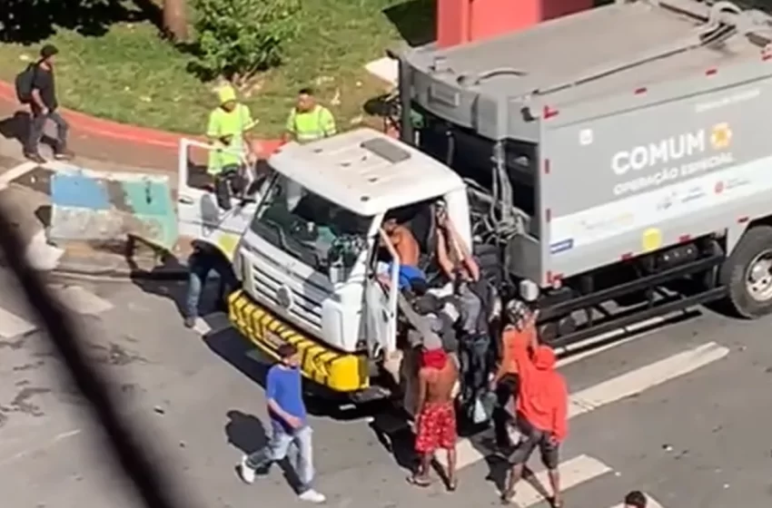  Dependentes químicos atacam caminhão de lixo da Loga e ônibus no Centro de São Paulo