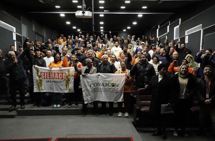  SIEMACO-SP faz reunião de pré-pauta da Limpeza Urbana no auditório do sindicato
