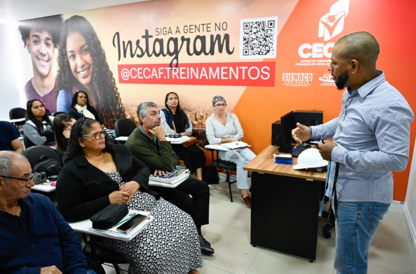Encceja 2025: 297 alunos do CECAF prestam exame em busca da certificação do ensino fundamental e médio