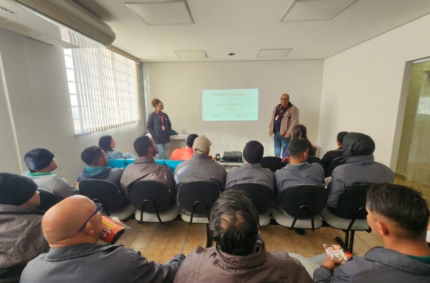  SIEMACO-SP fortalece trabalho de base com ação na empresa Desintec, em conjunto com o setor Previdenciário