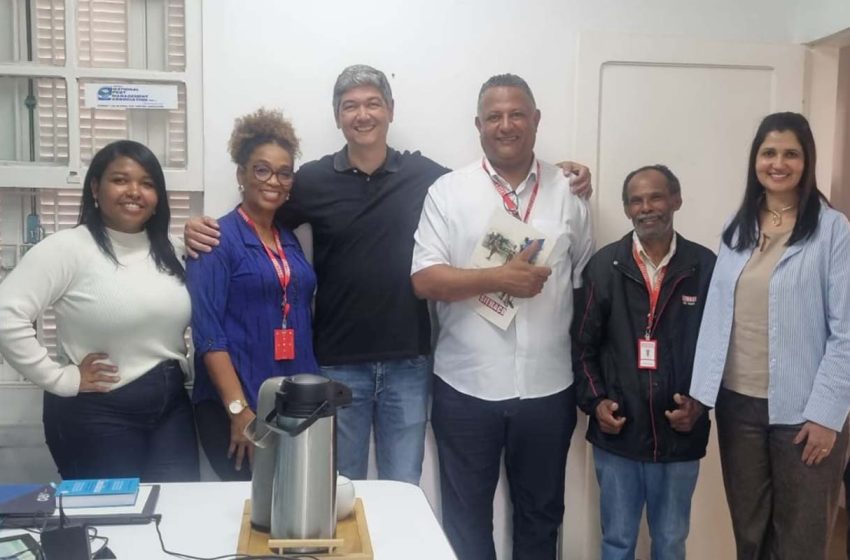  SIEMACO-SP orienta trabalhadores da Termitek sobre CAT, EPIs e vale-transporte