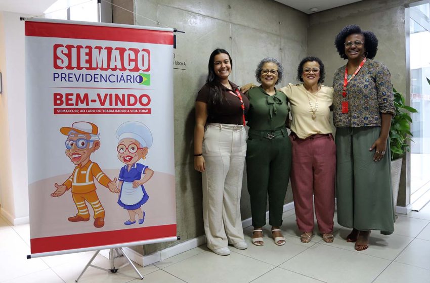 Trabalhadores da limpeza comemoram aposentadoria com apoio do Previdenciário do SIEMACO-SP