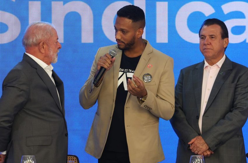  Presidente Lula recebe 68 reivindicações das centrais sindicais e pede mobilização para o fim da escala 6×1