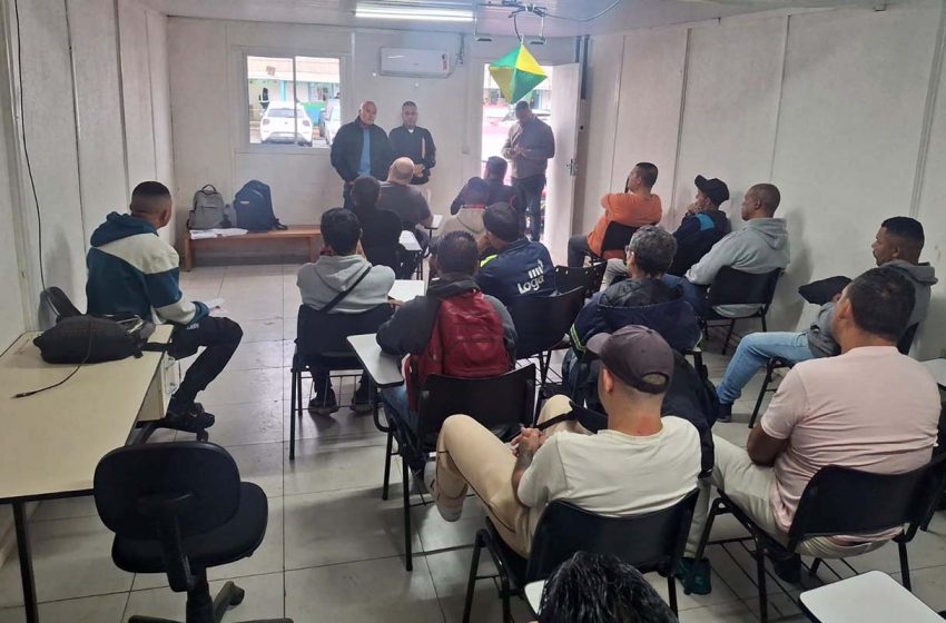  SIEMACO-SP promove ações de conscientização e filiação em integração com trabalhadores