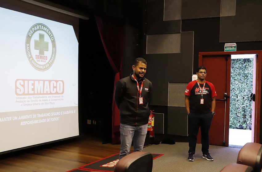  Equipe de limpeza da Bradix recebe treinamento sobre riscos e doenças ocupacionais na sede do SIEMACO-SP