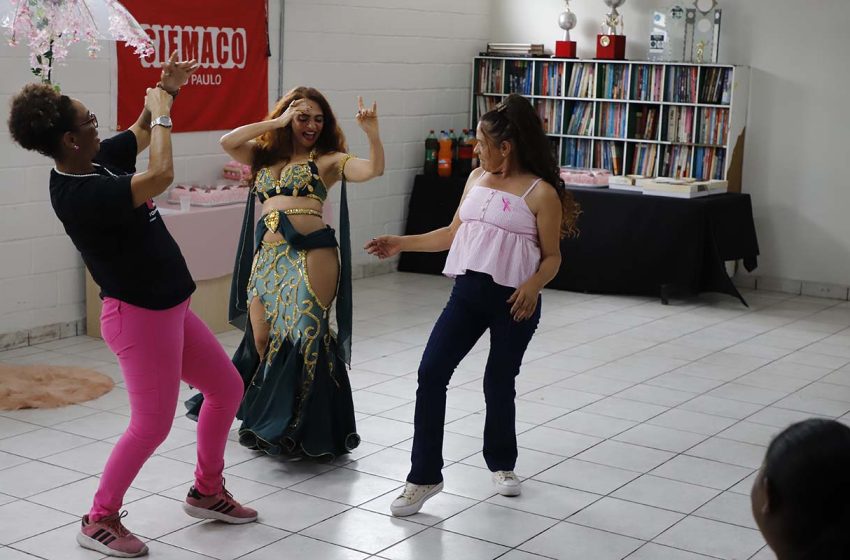  SIEMACO-SP leva conscientização sobre câncer de mama e dança do ventre a trabalhadoras da Corpus Vila Mara e Pesqueiro