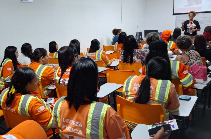  Conscientização itinerante nas garagens: SIEMACO-SP faz palestras na CPLU e Constroeste sobre autoexame e câncer de mama
